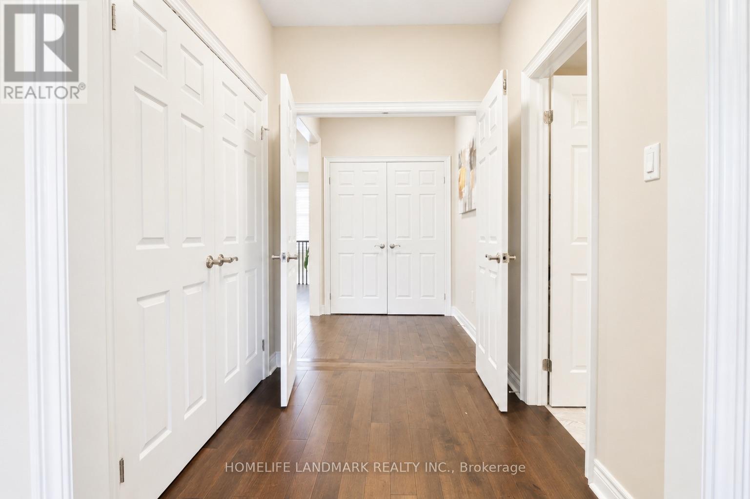 283 MACALISTER BOULEVARD - 28