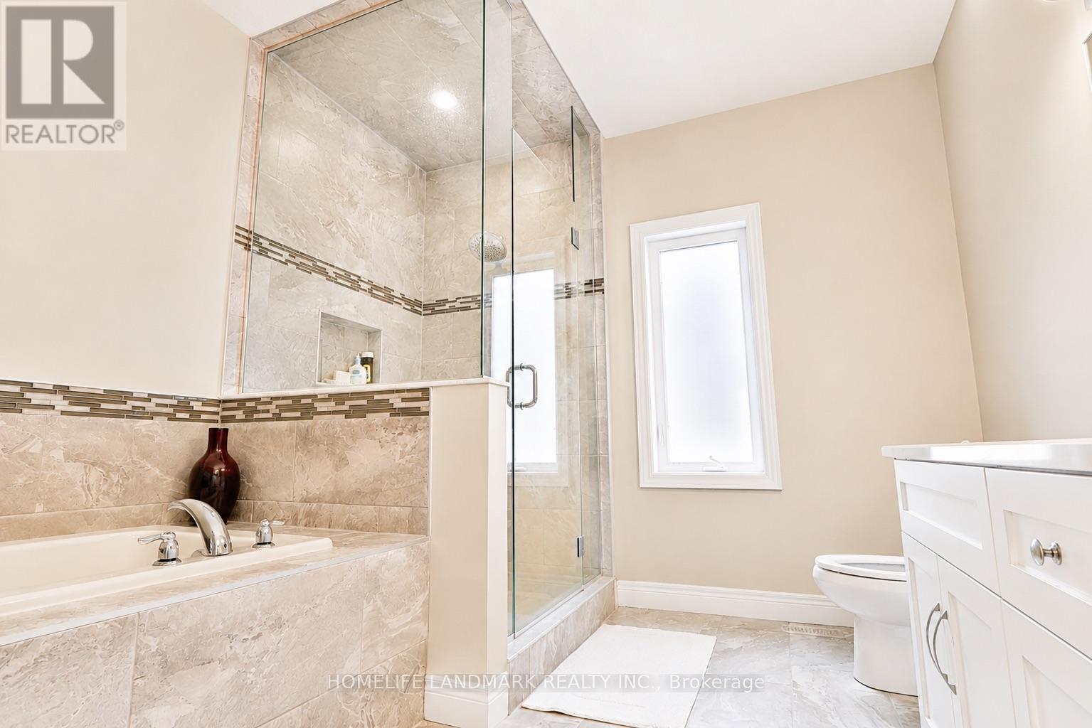 283 MACALISTER BOULEVARD - 30