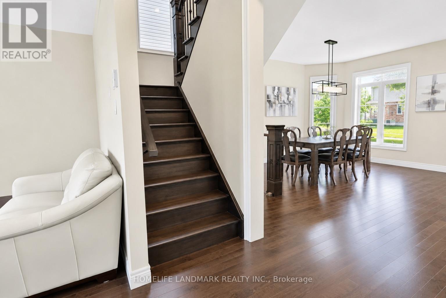 283 MACALISTER BOULEVARD - 8