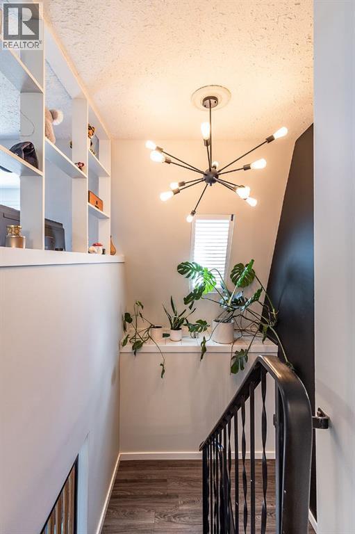 637 5 Street SE — photo 24