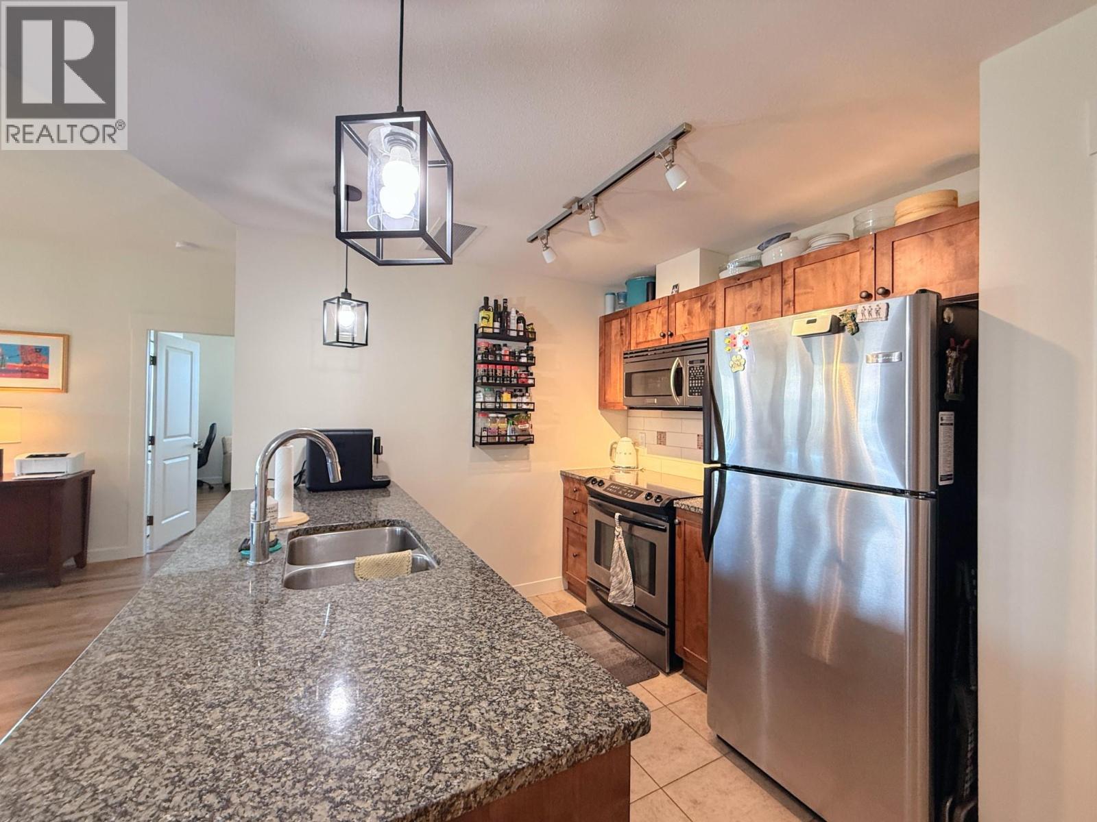 #241 4200 Lakeshore Drive - 10