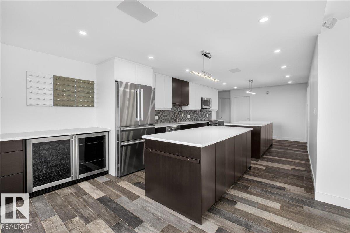 #1806 9835 113 ST NW - 6