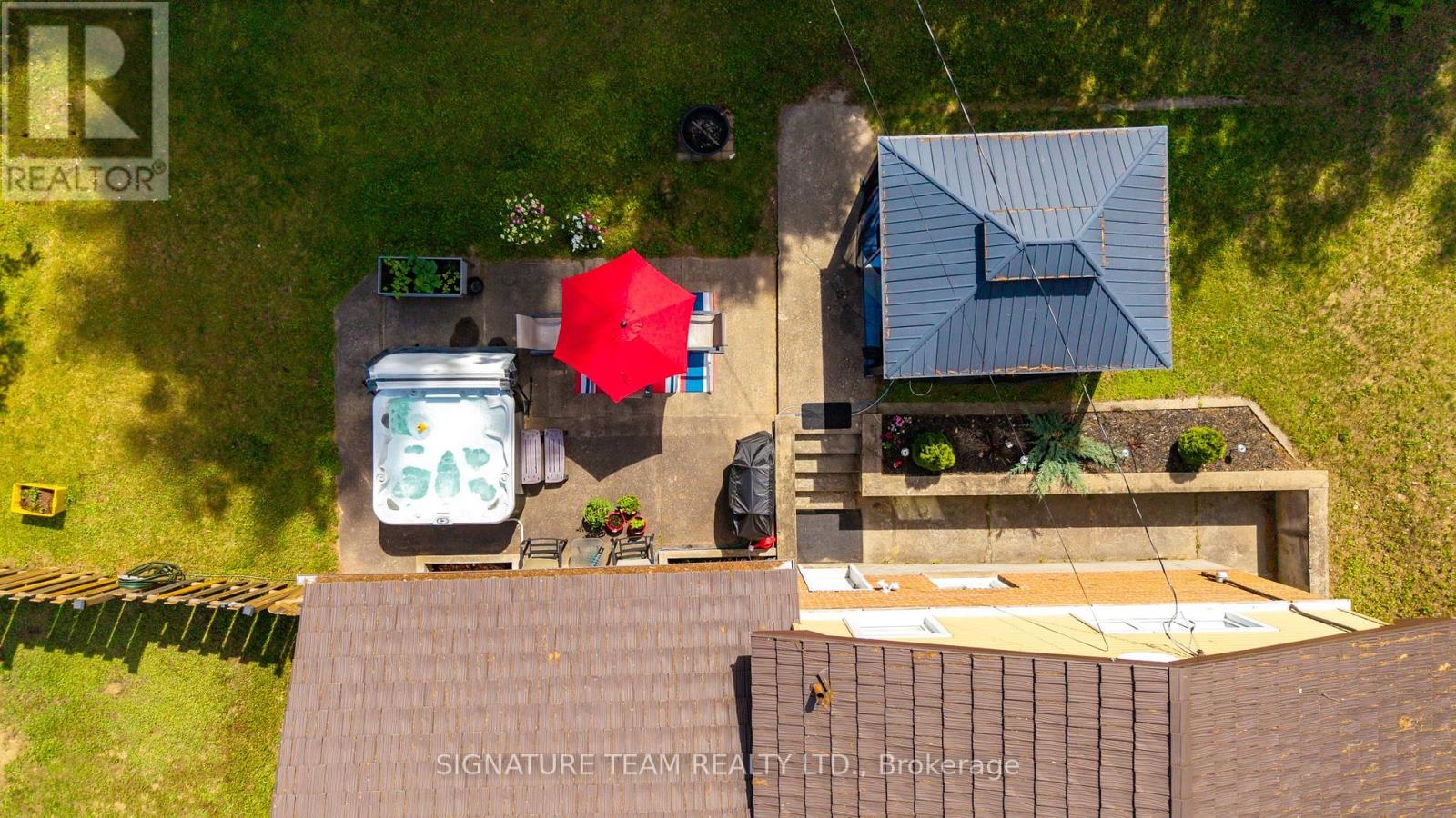 26 PARKDALE AVENUE - 38