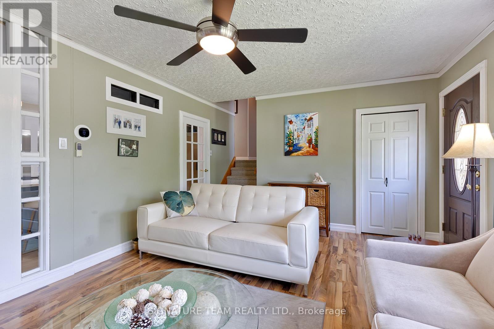 26 PARKDALE AVENUE - 5