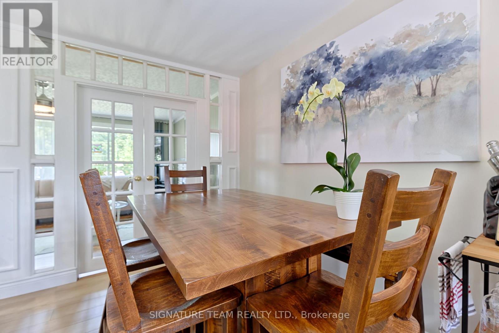 26 PARKDALE AVENUE - 9