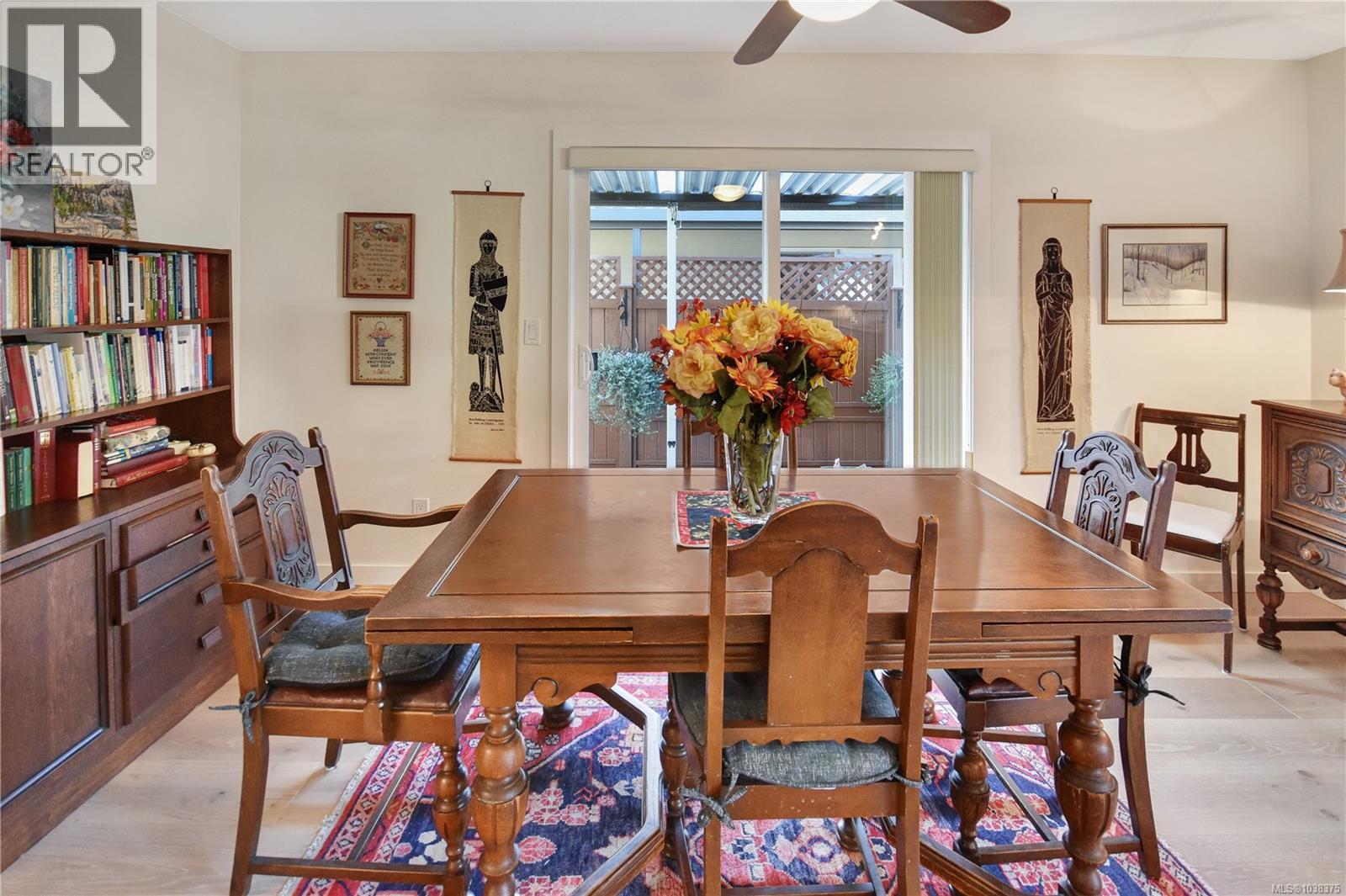 3838 Mimosa Dr - 9