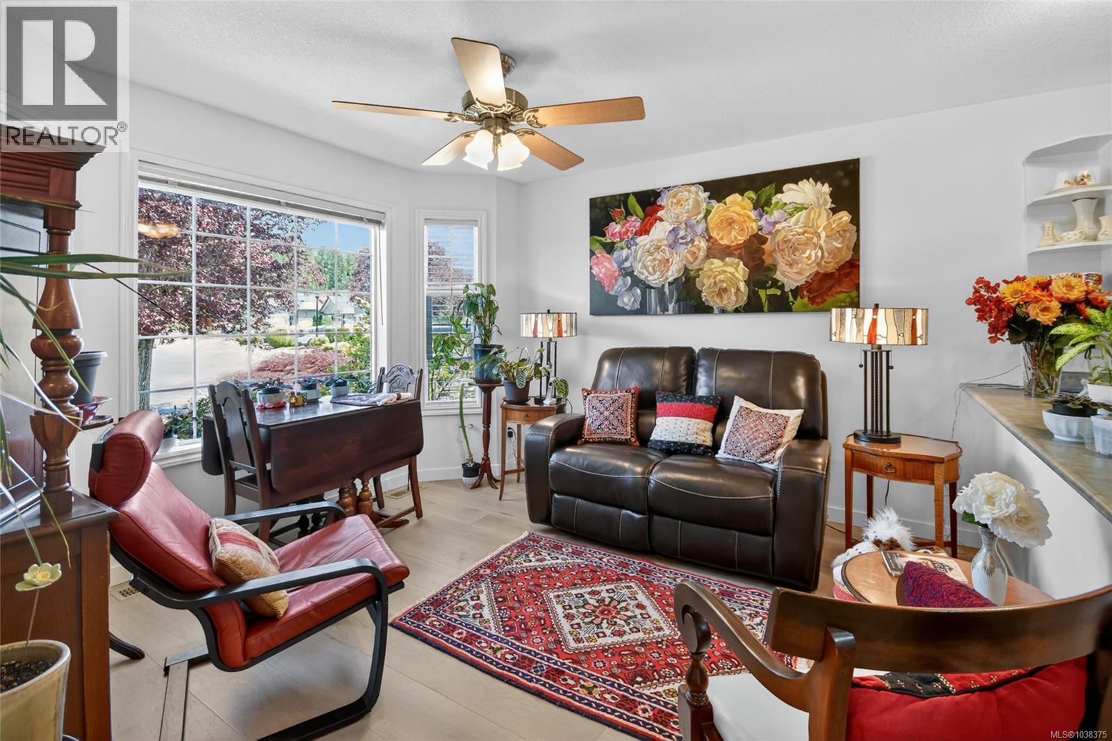 3838 Mimosa Dr - 10
