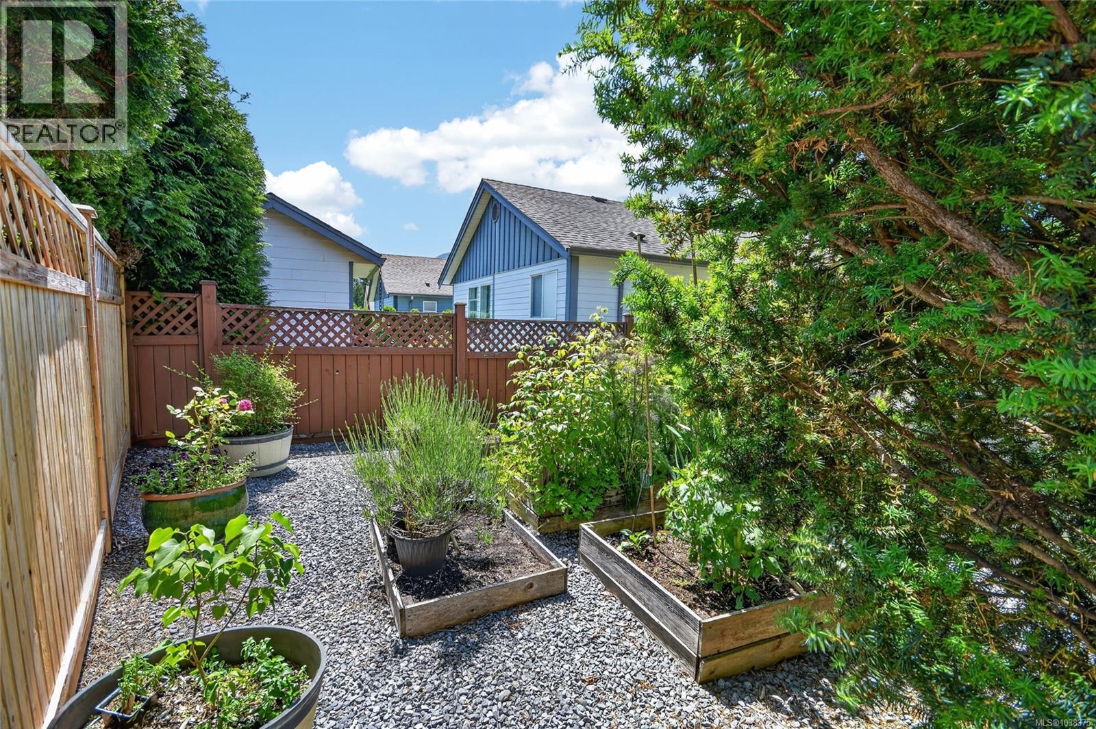 3838 Mimosa Dr - 21