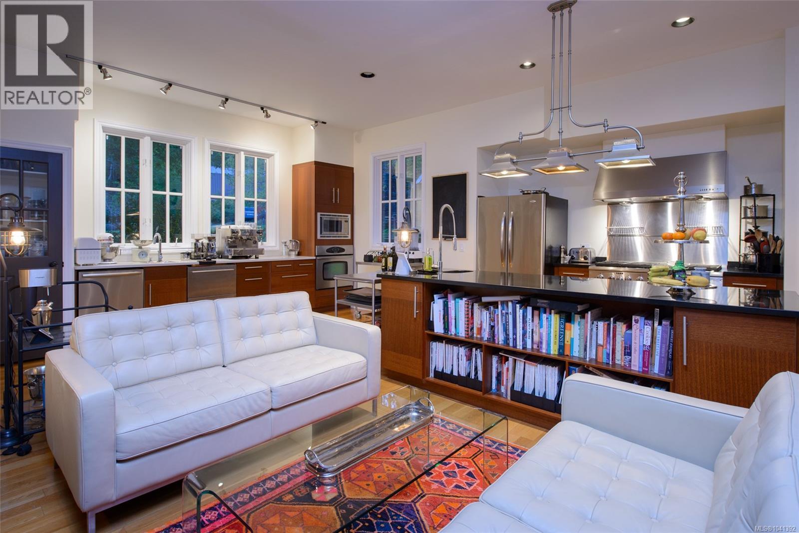 169 Armand Way - 15