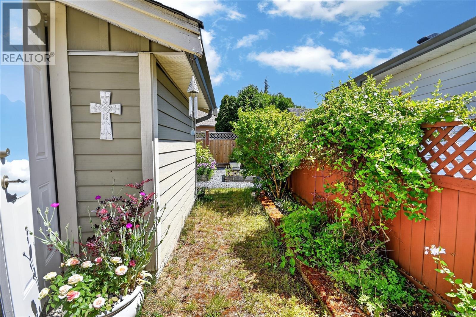 3838 Mimosa Dr - 20