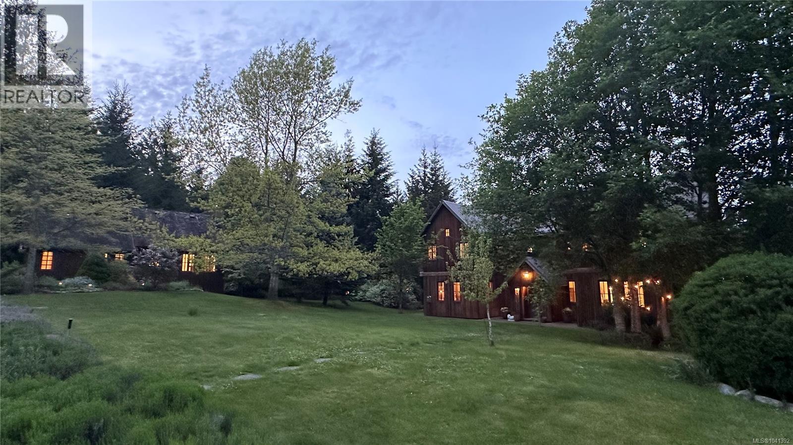 169 Armand Way - 4