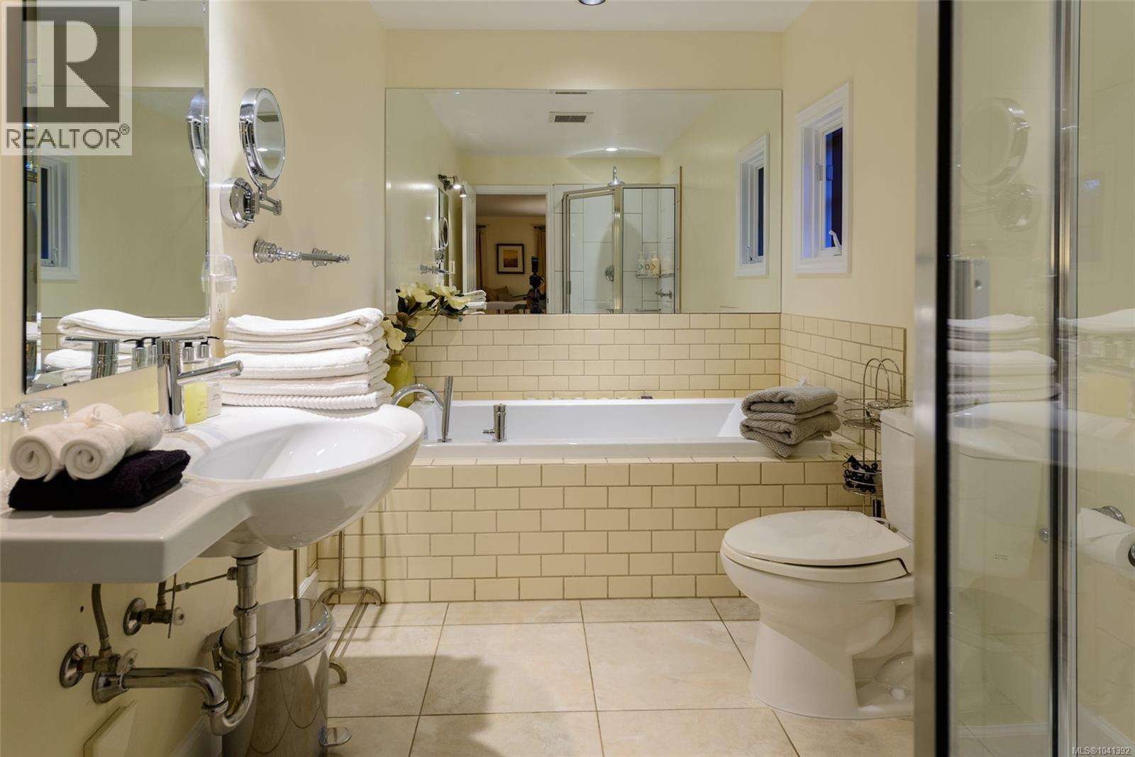 169 Armand Way - 27