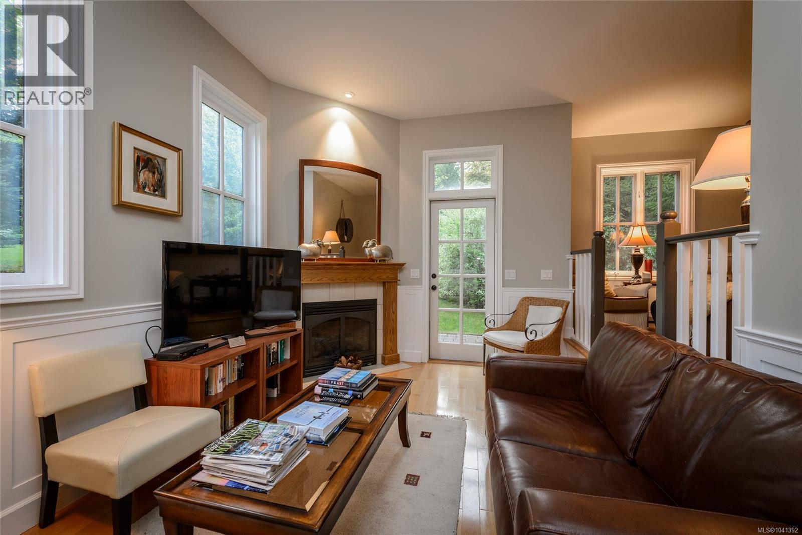 169 Armand Way - 17