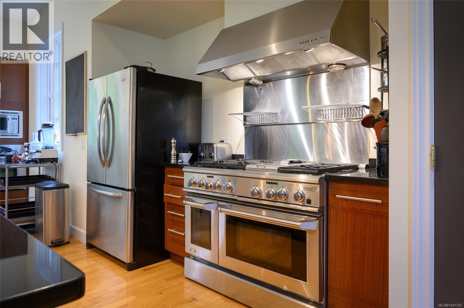 169 Armand Way - 13