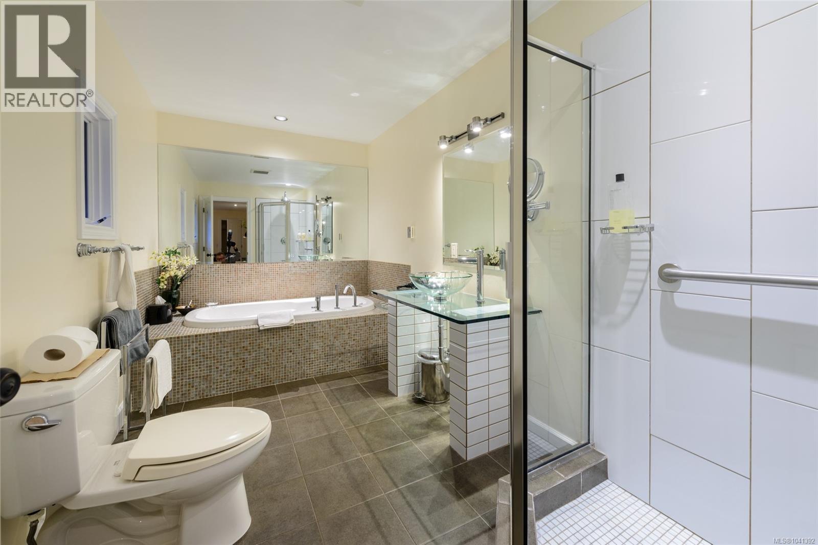 169 Armand Way - 28