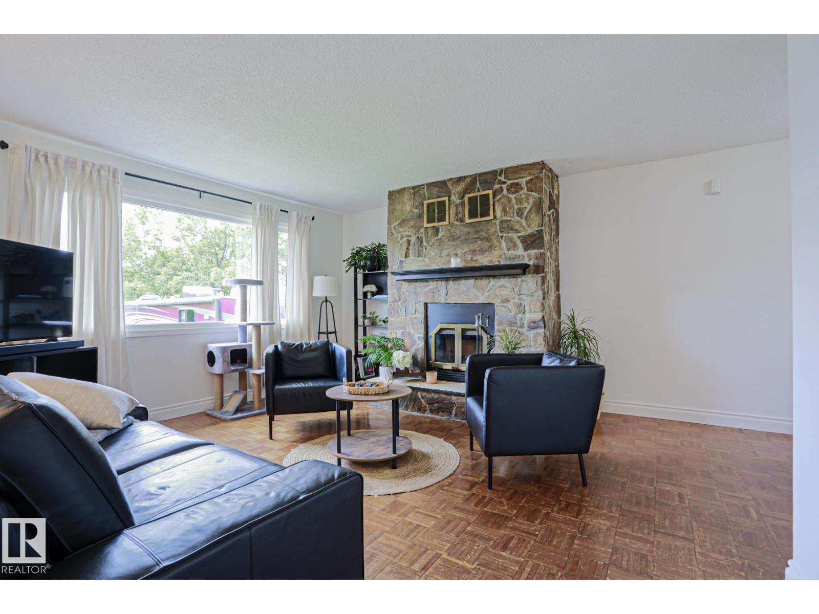 2007 67 ST NW - 10