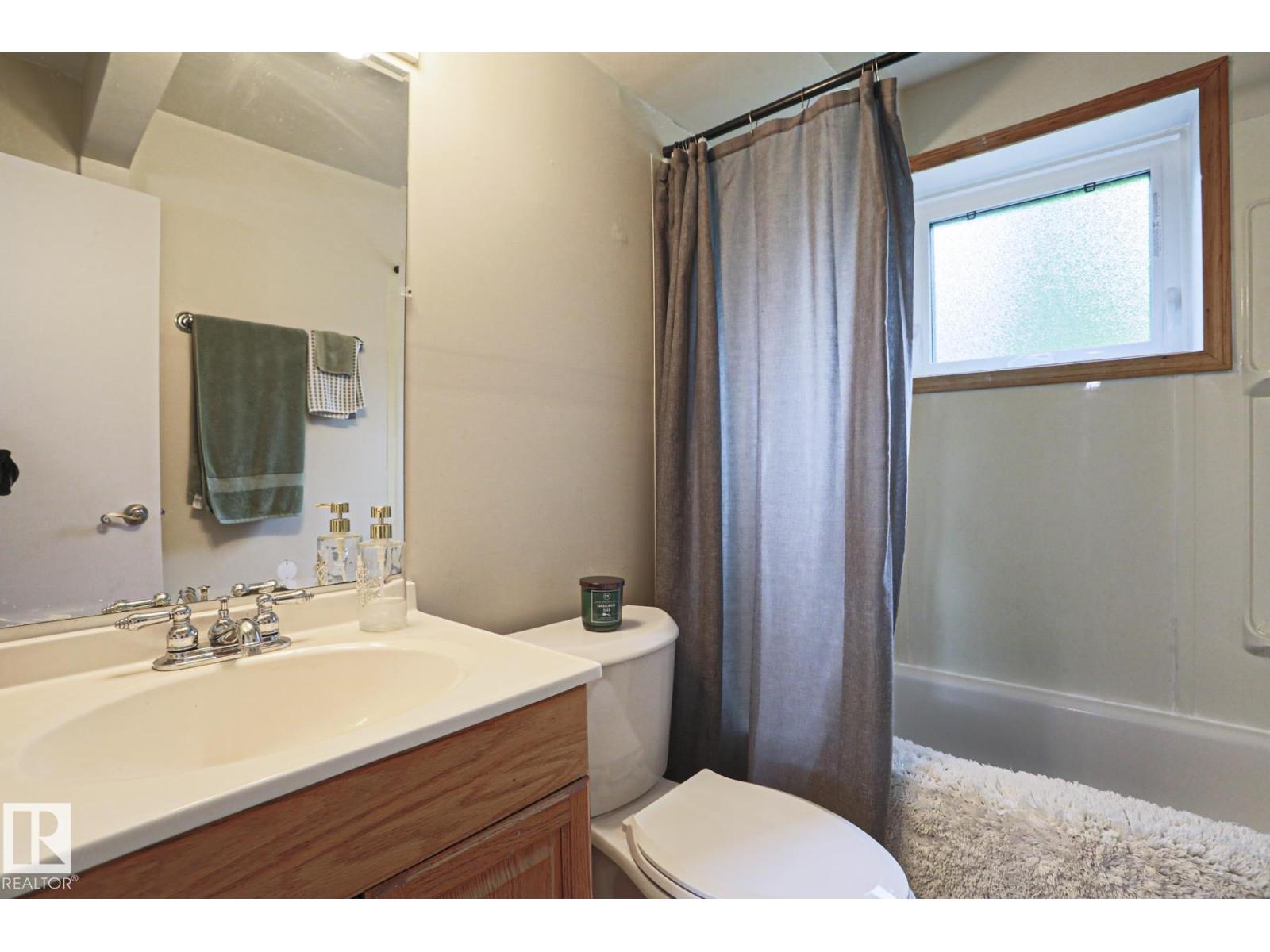 2007 67 ST NW - 35