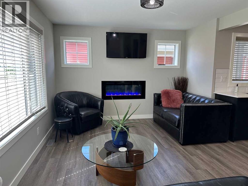 111 Golden Crescent — photo 13