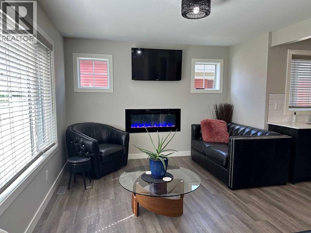 111 Golden Crescent — photo 15