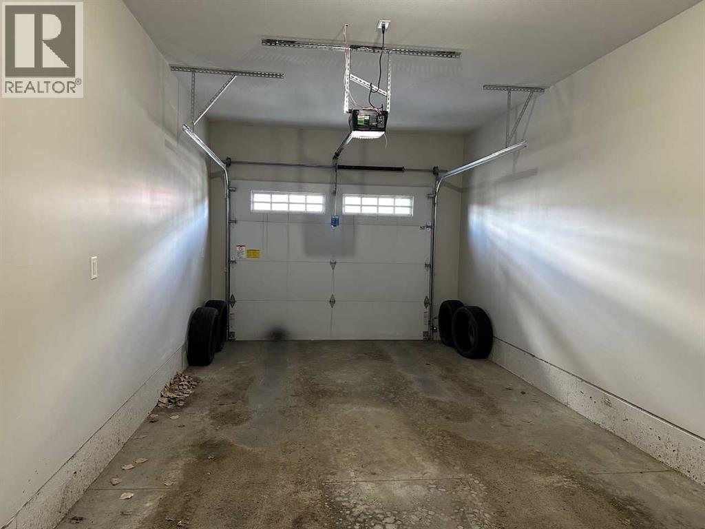 Attached Single Garage