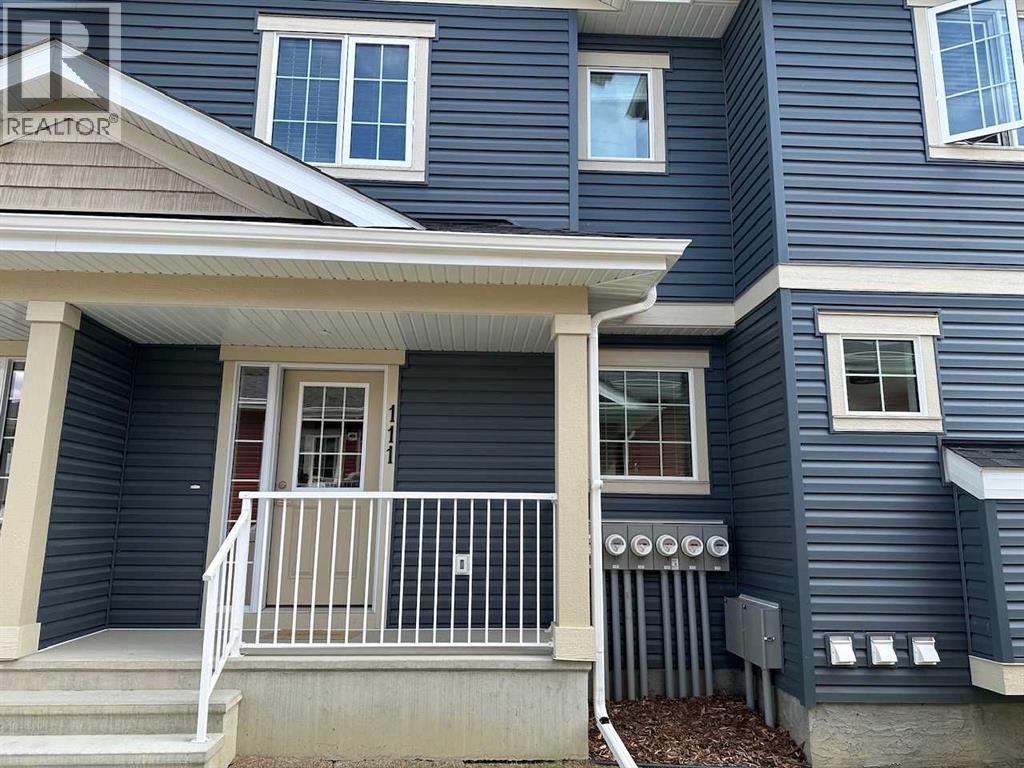 111 Golden Crescent — photo 32