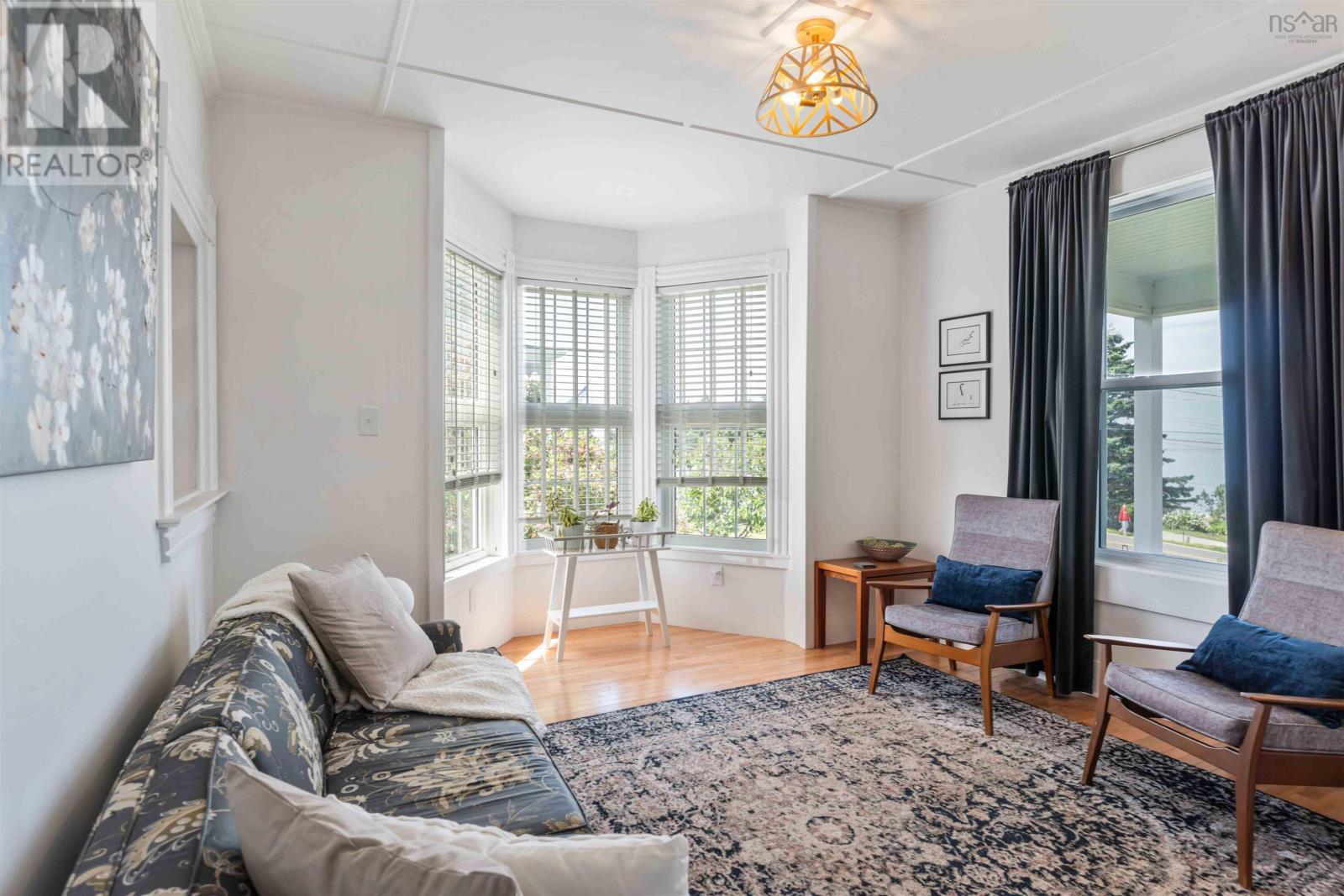 22 Seaman Street - 15