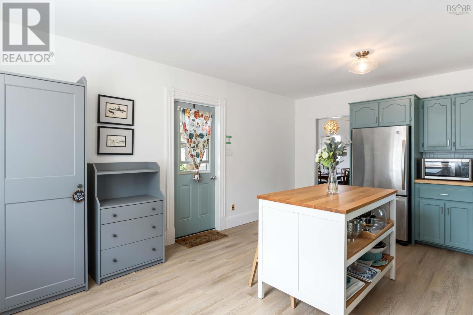 22 Seaman Street - 23