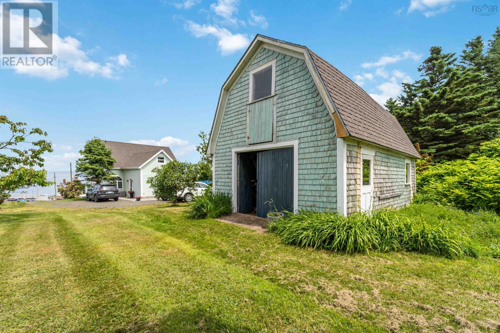 22 Seaman Street - 49