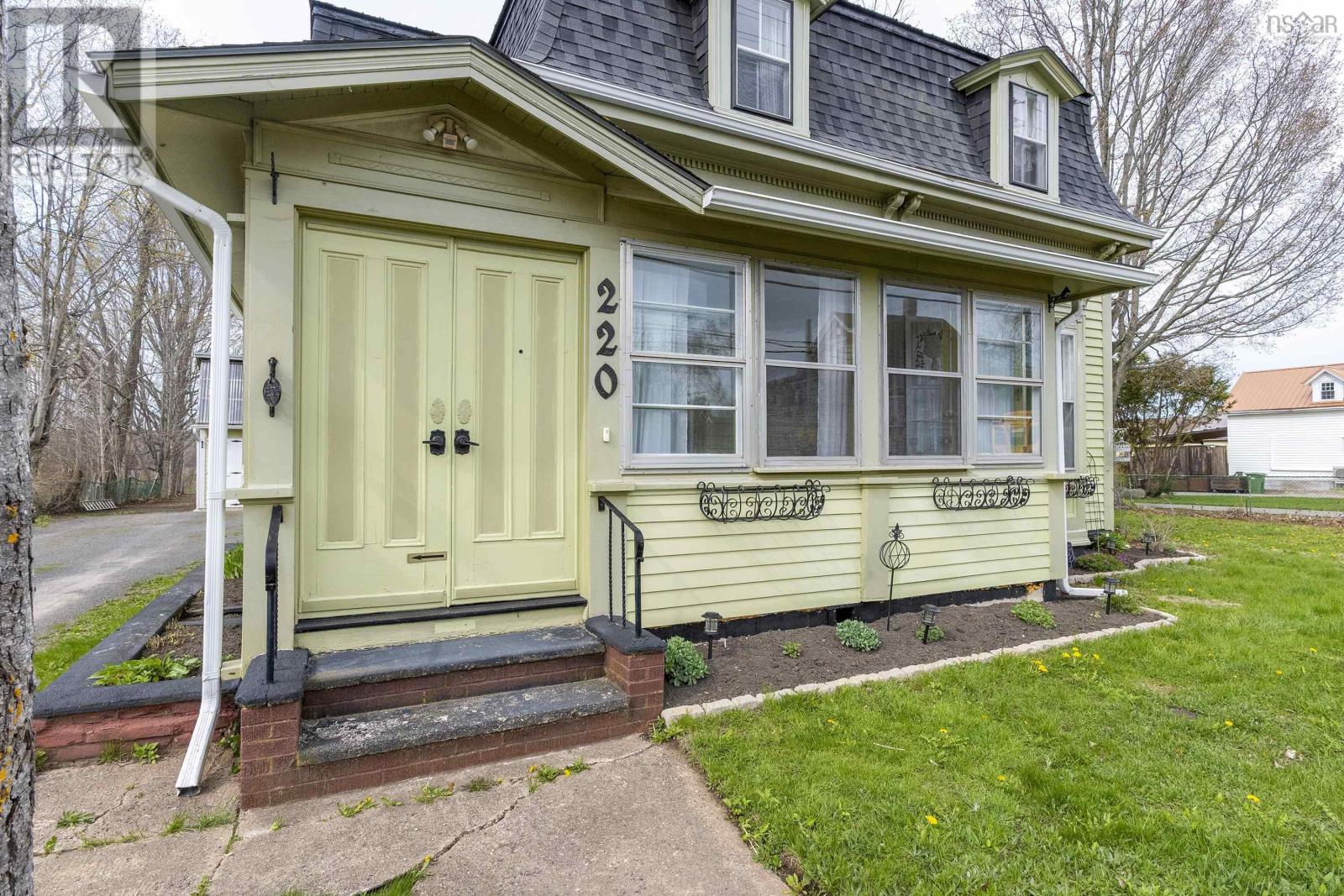 220 Main Street - 4