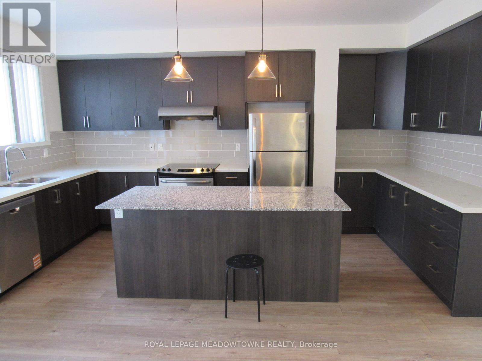 3129 ERNEST APPELBE BOULEVARD - 6