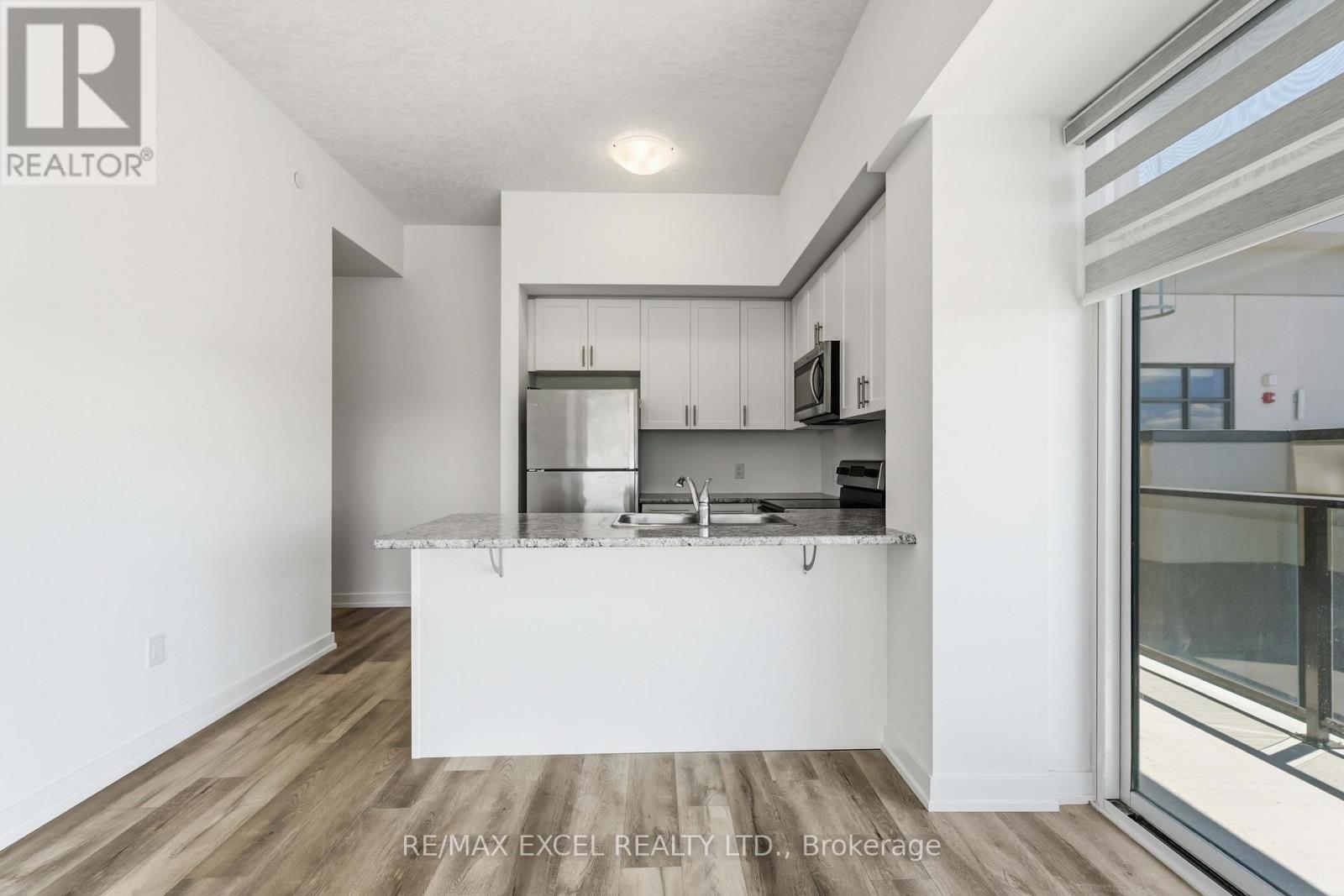 #502 470 DUNDAS STREET - 14