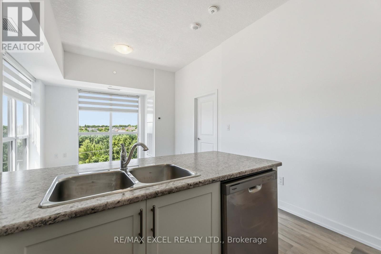#502 470 DUNDAS STREET - 16