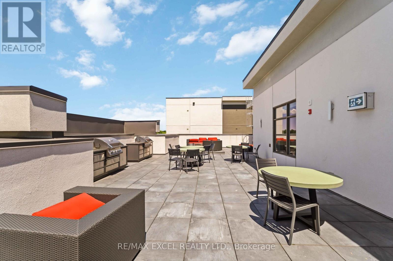 #502 470 DUNDAS STREET - 30