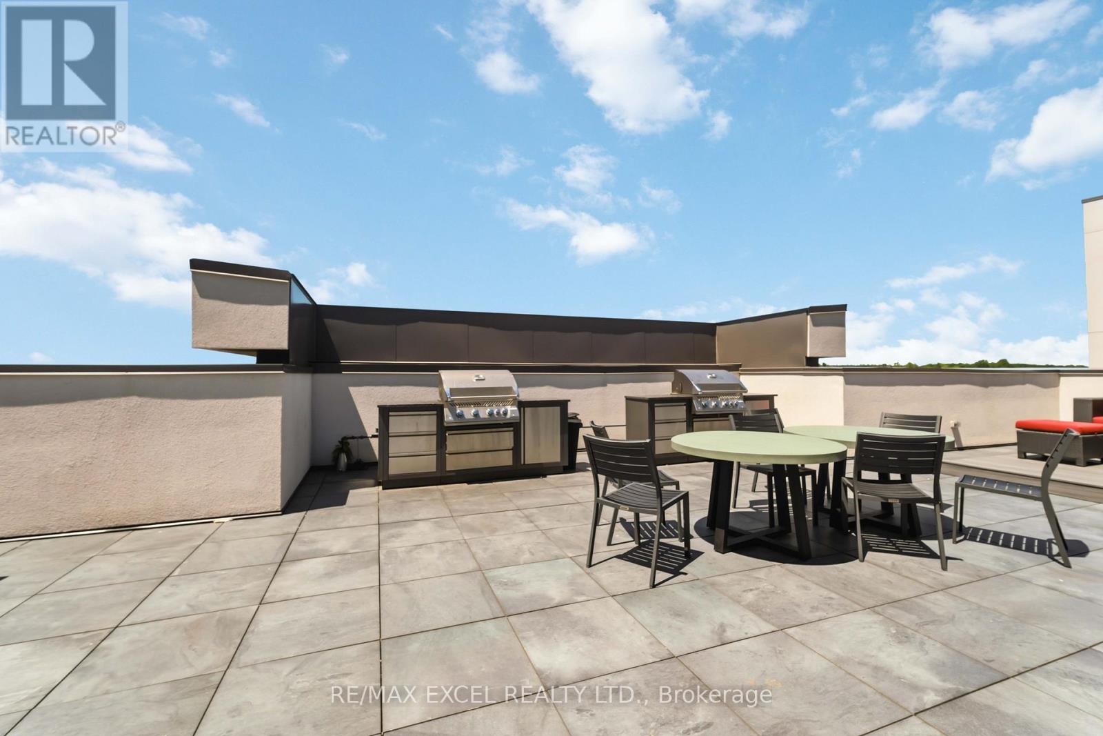 #502 470 DUNDAS STREET - 31