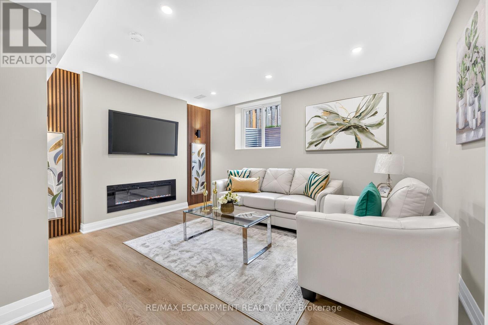 150 HOWARD AVENUE - 17