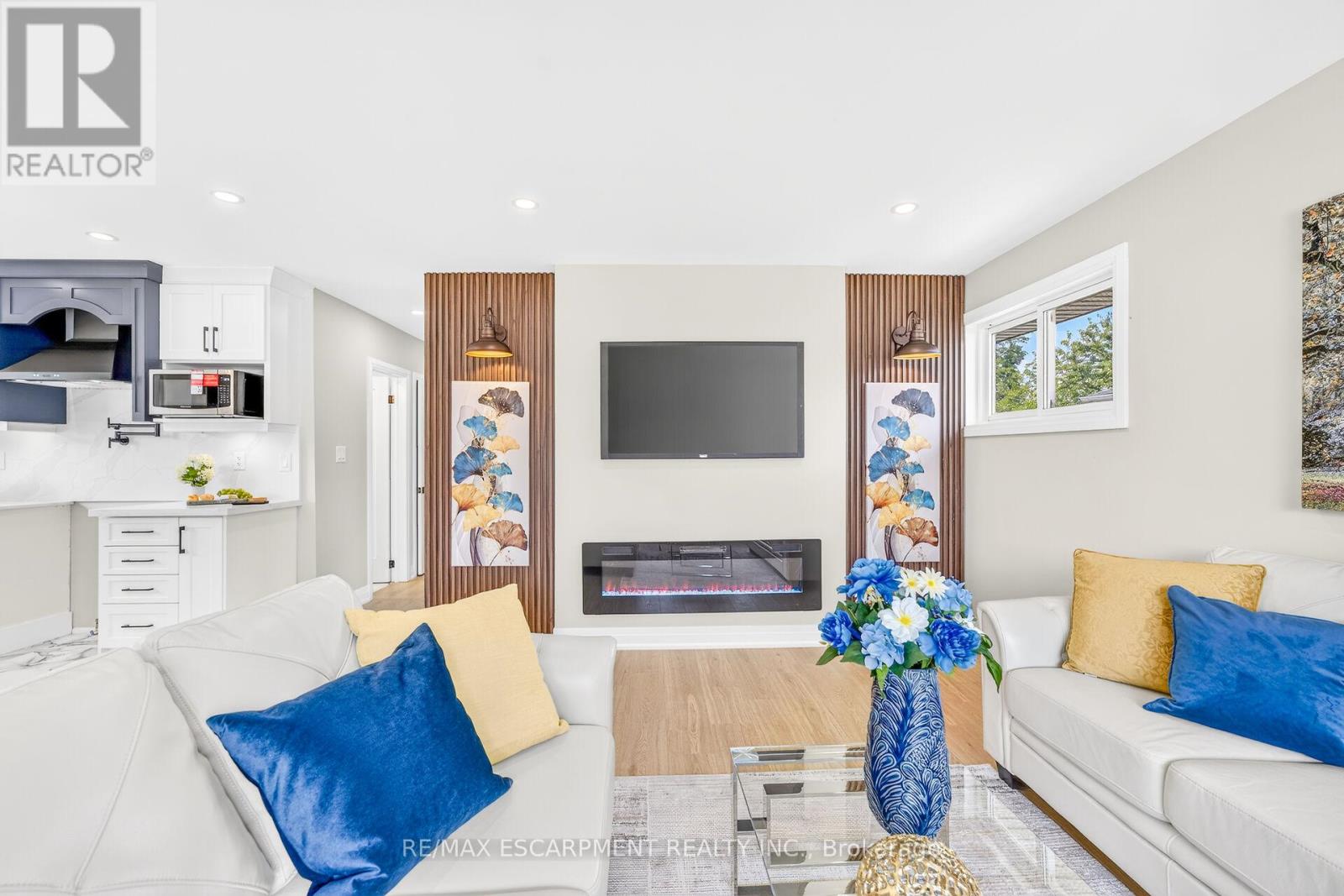 150 HOWARD AVENUE - 9