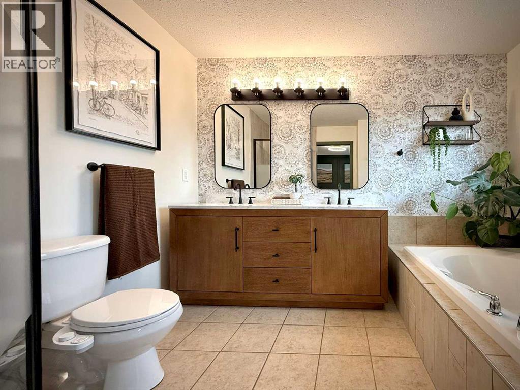 6006 87A Street — photo 26