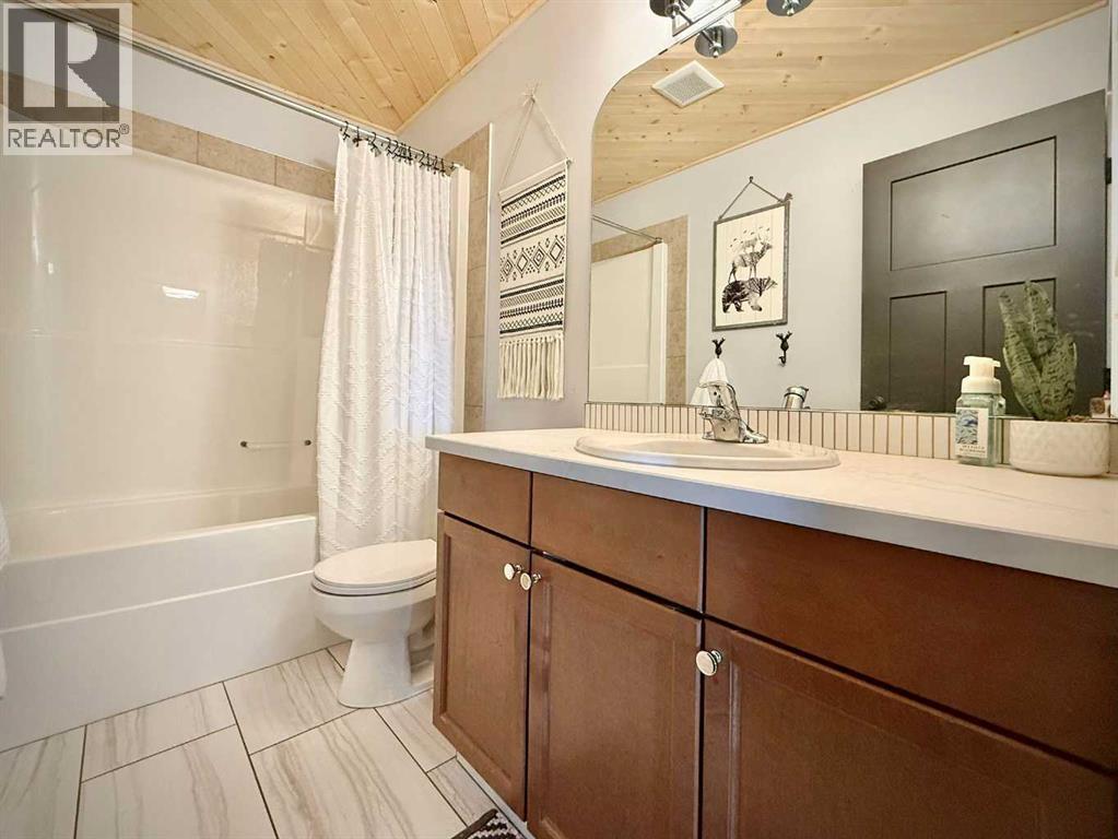 6006 87A Street — photo 30