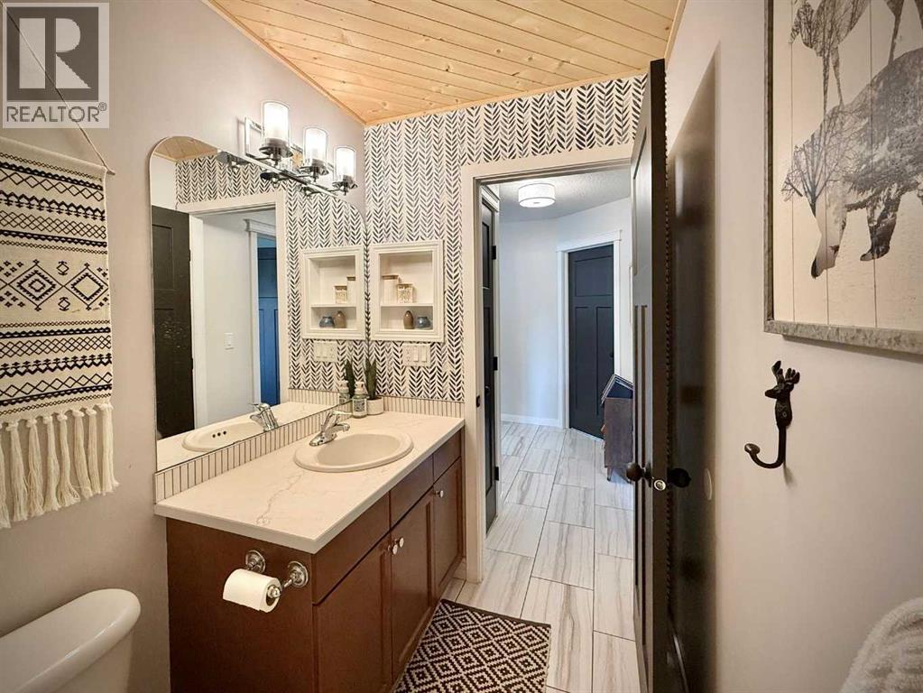 6006 87A Street — photo 31