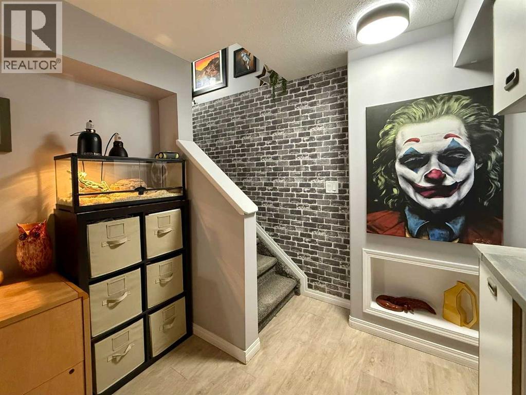 6006 87A Street — photo 36