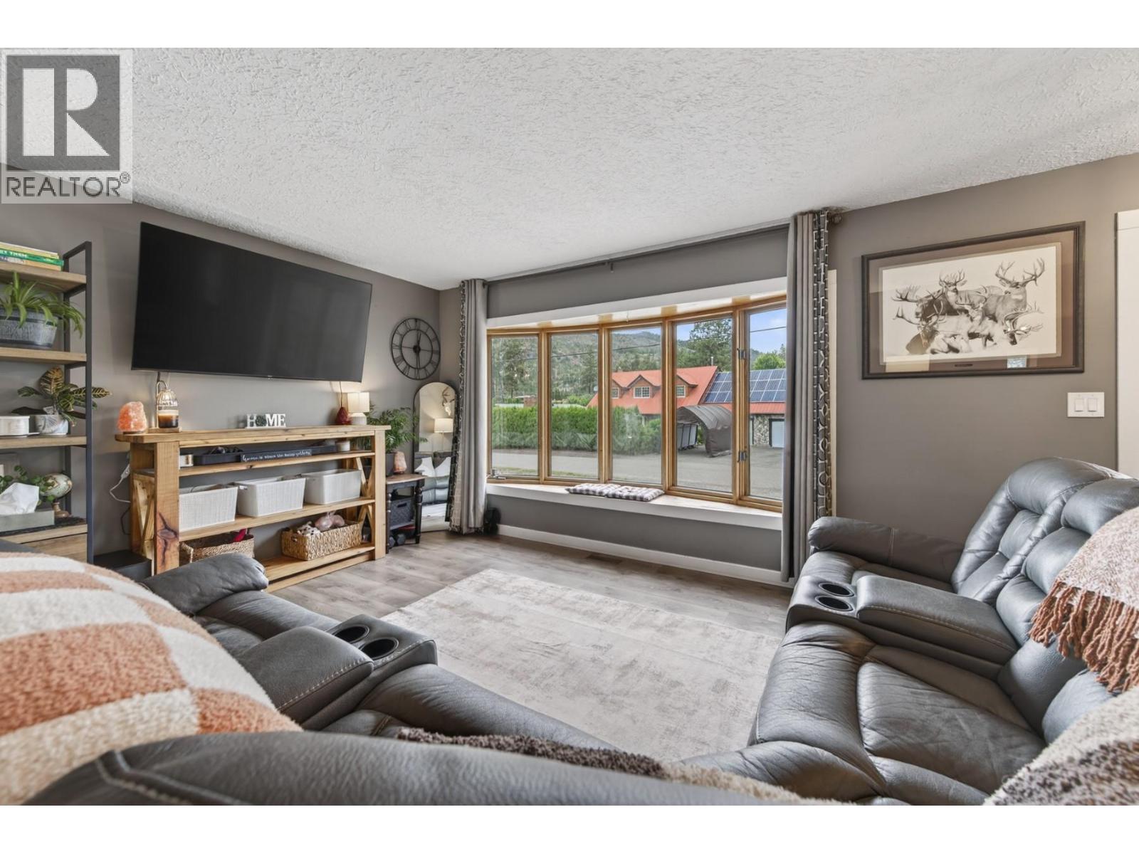 360 GRAY Avenue - 6