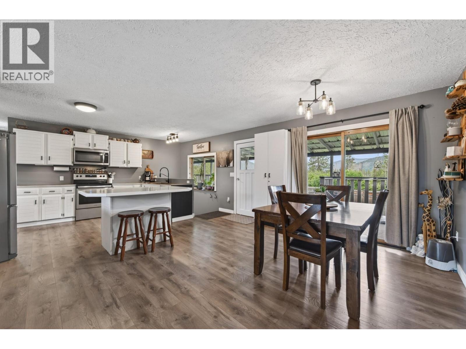 360 GRAY Avenue - 5