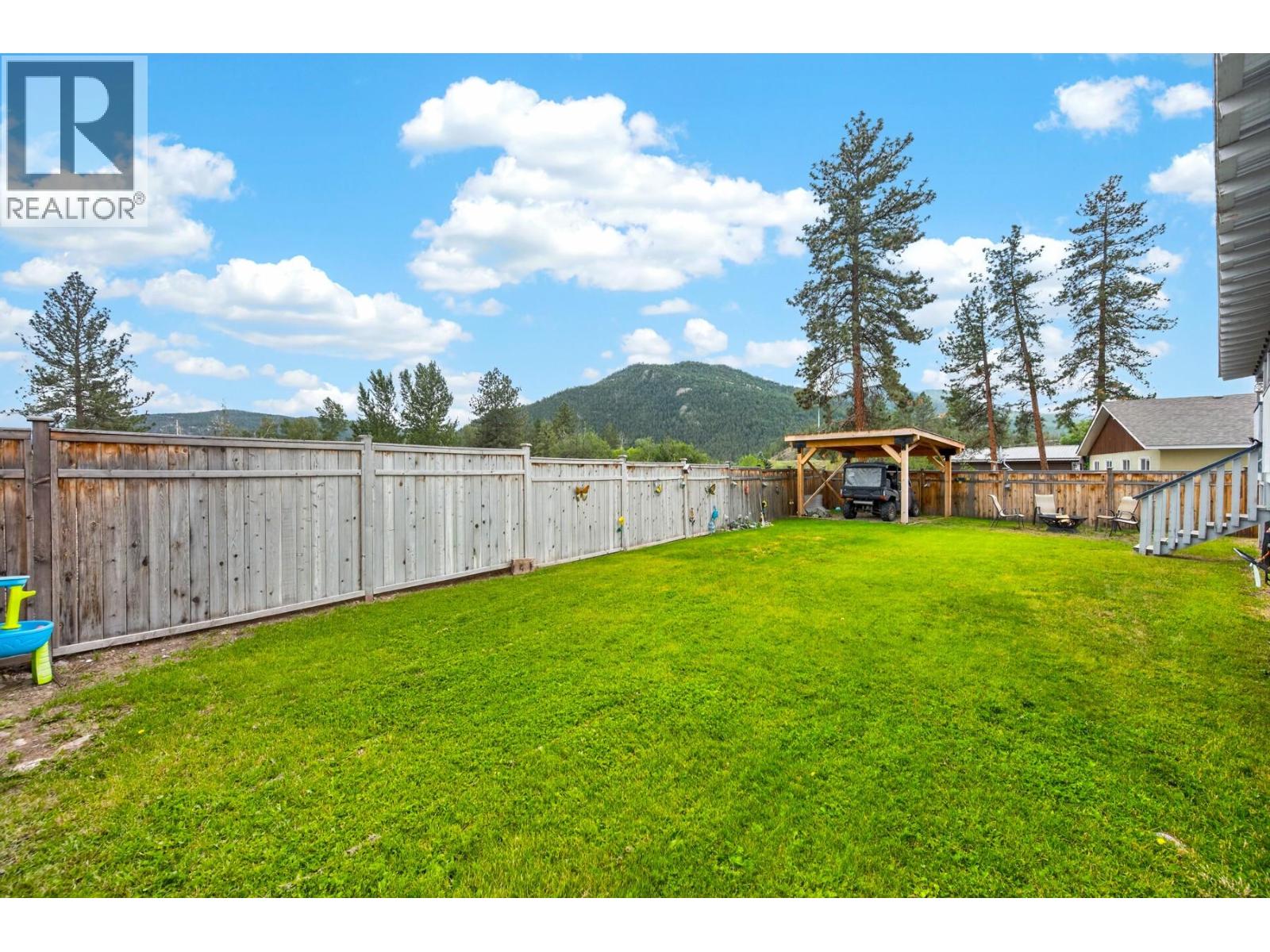 360 GRAY Avenue - 36