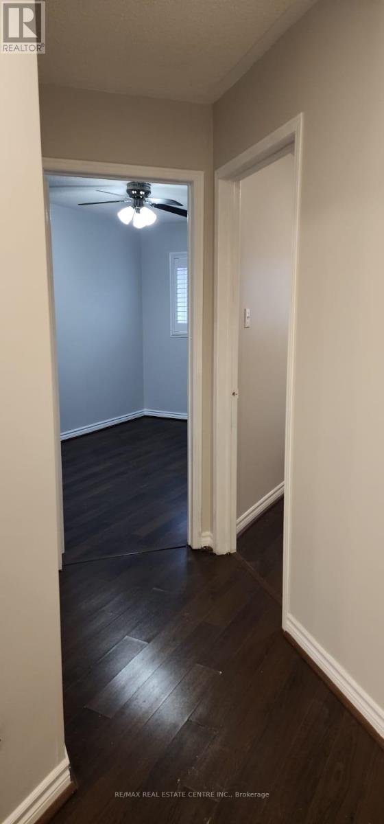 6850 DILLINGWOOD DRIVE - 19