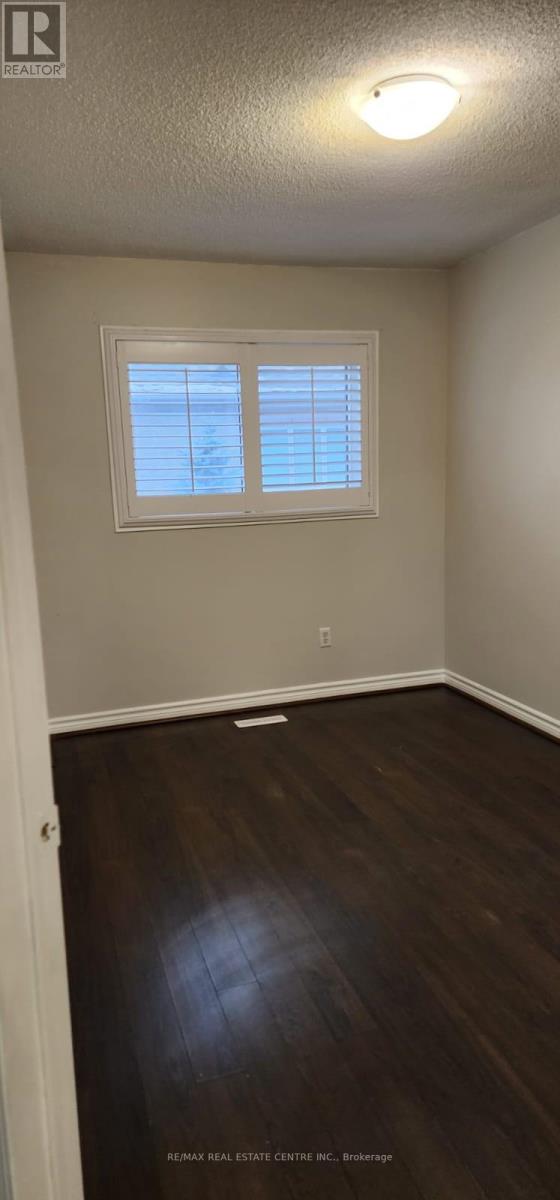 6850 DILLINGWOOD DRIVE - 20