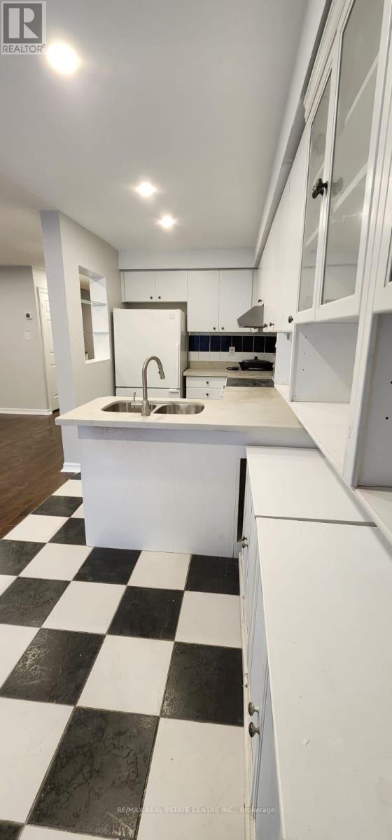 6850 DILLINGWOOD DRIVE - 9