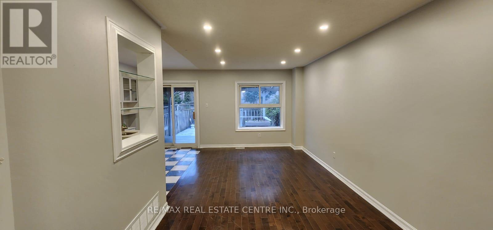 6850 DILLINGWOOD DRIVE - 6