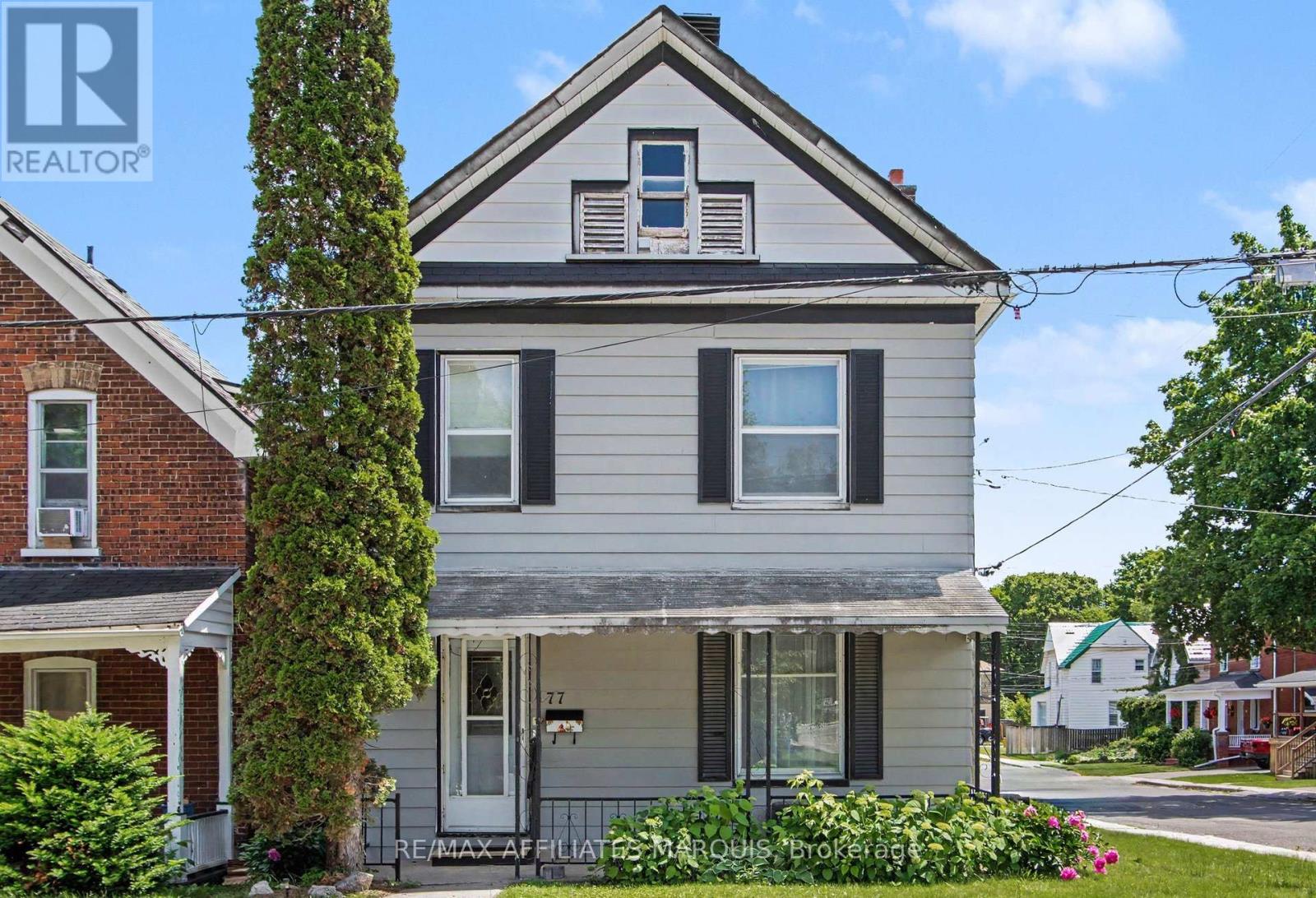 77 RUSSELL STREET E - 32