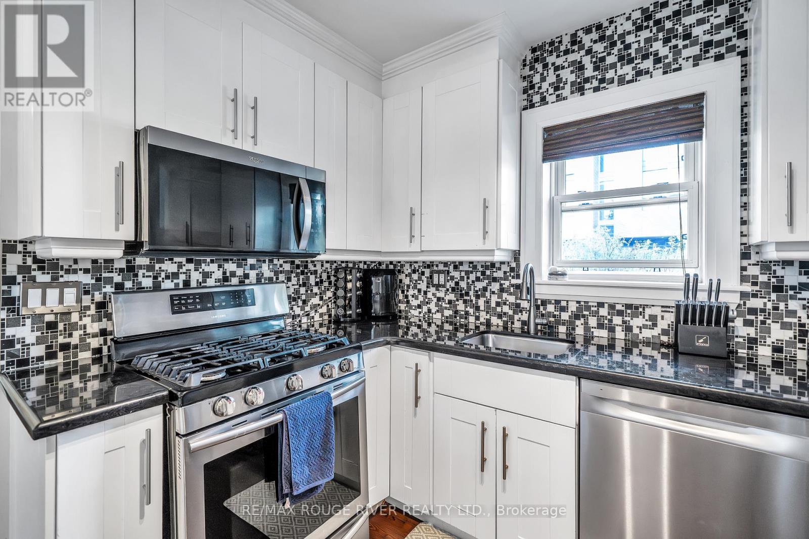 1306 KINGSTON ROAD - 15