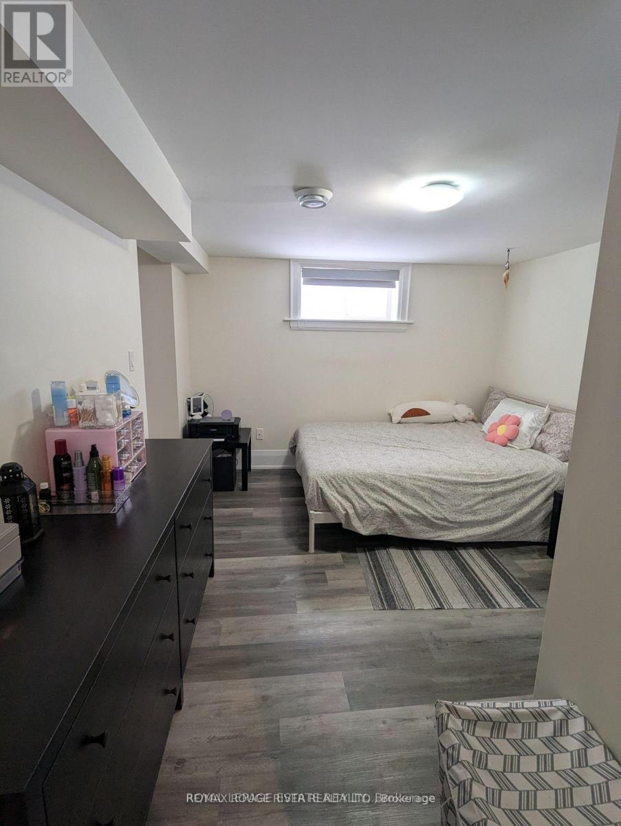 1306 KINGSTON ROAD - 33